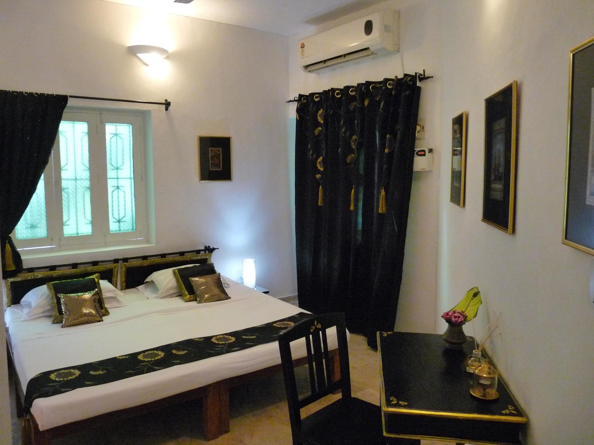 L'Escale Hotel Pondicherry Exterior photo