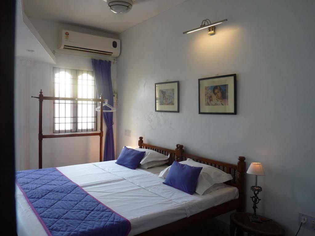 L'Escale Hotel Pondicherry Exterior photo
